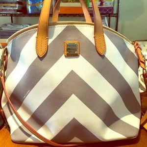 Dooney & Bourke purse